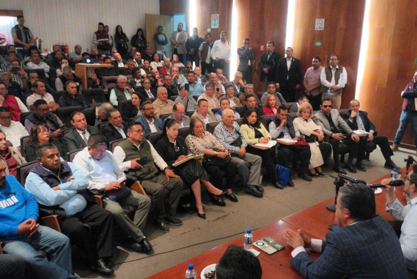 La dependencia se comprometió a escuchar las inquietudes del sector transportista. Foto: Gobierno del Edomex 