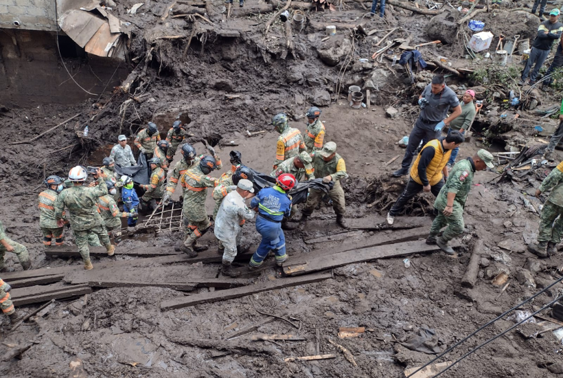 Este lunes 16 de septiembre fueron localizadas cinco personas fallecidas. Foto: Sedena